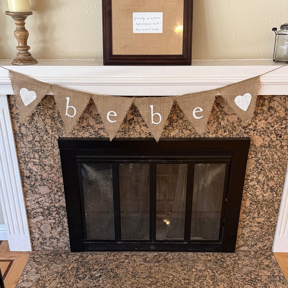 Burlap 'Bebe' Banner with White Hearts - Picture 1 of 8